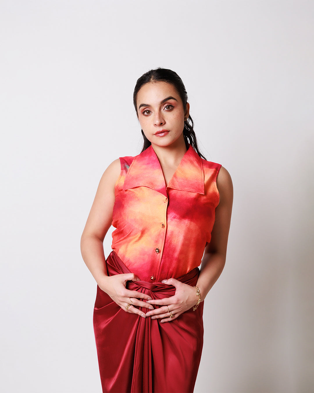 Roohi Sleeveless Shirt