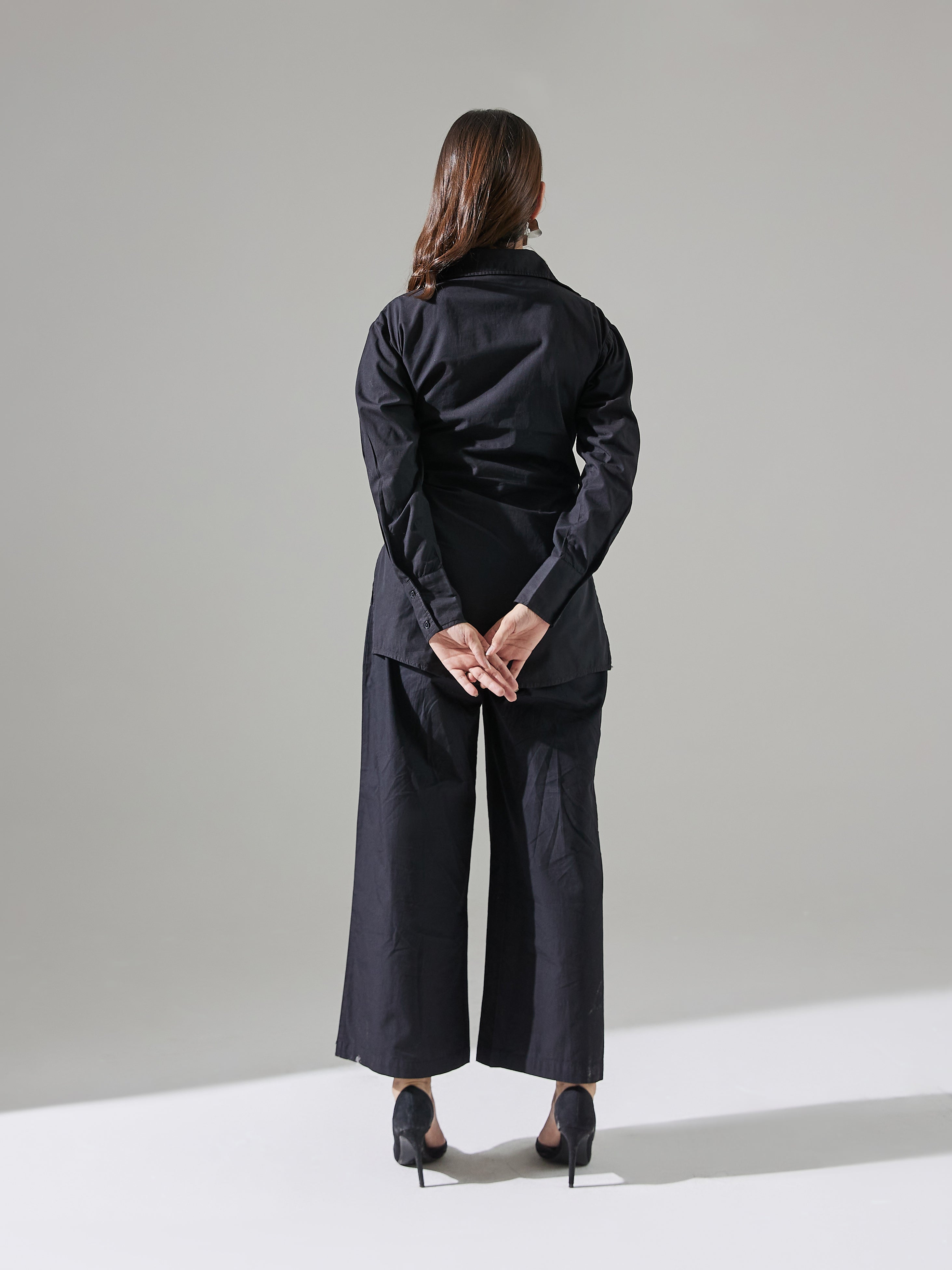 Black Straight Leg Pintuck Pants – Dorabi