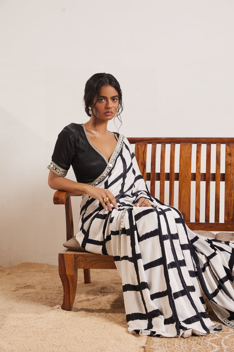 Anantra Chequered Saree