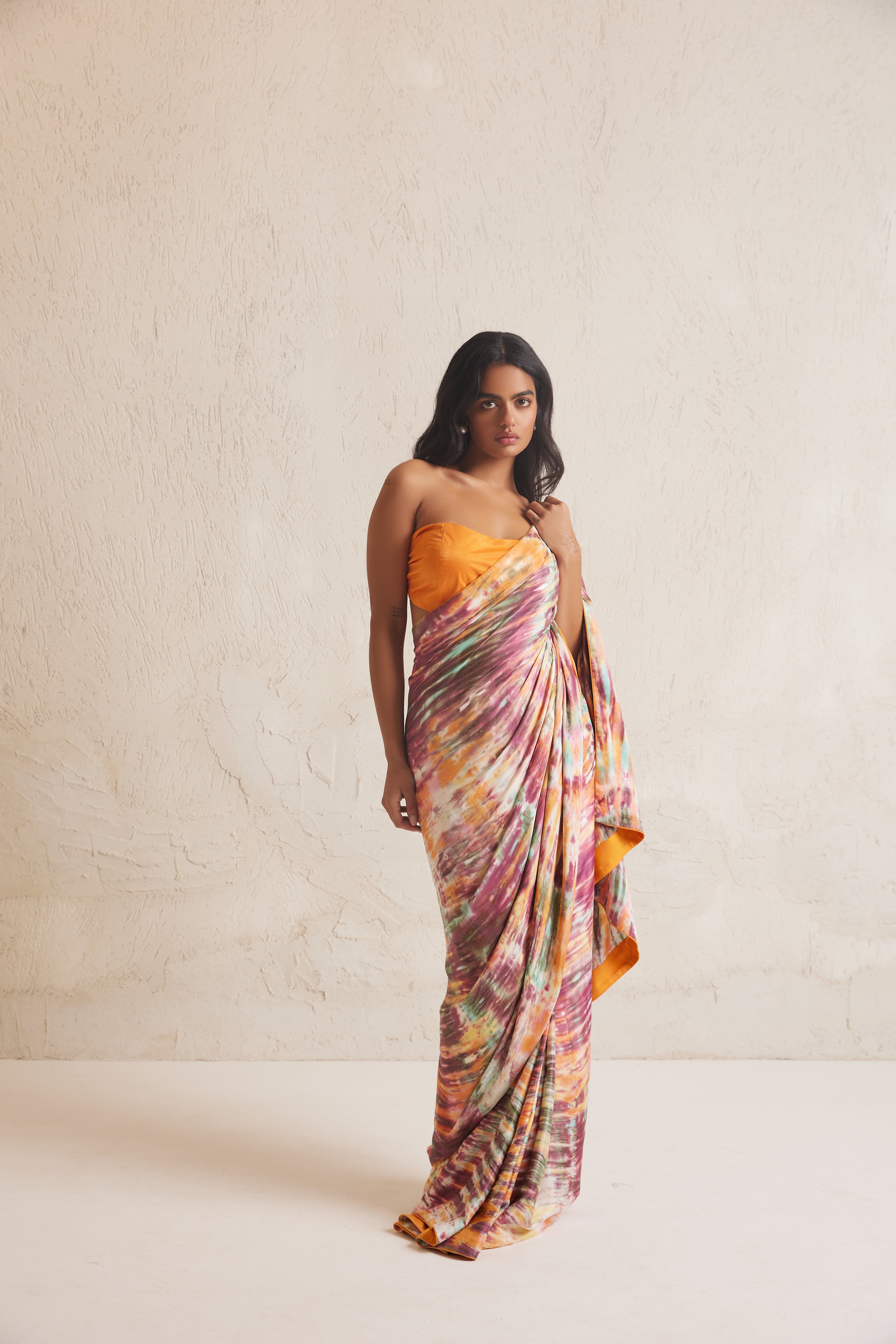 Mirai Abstract Saree – Dorabi