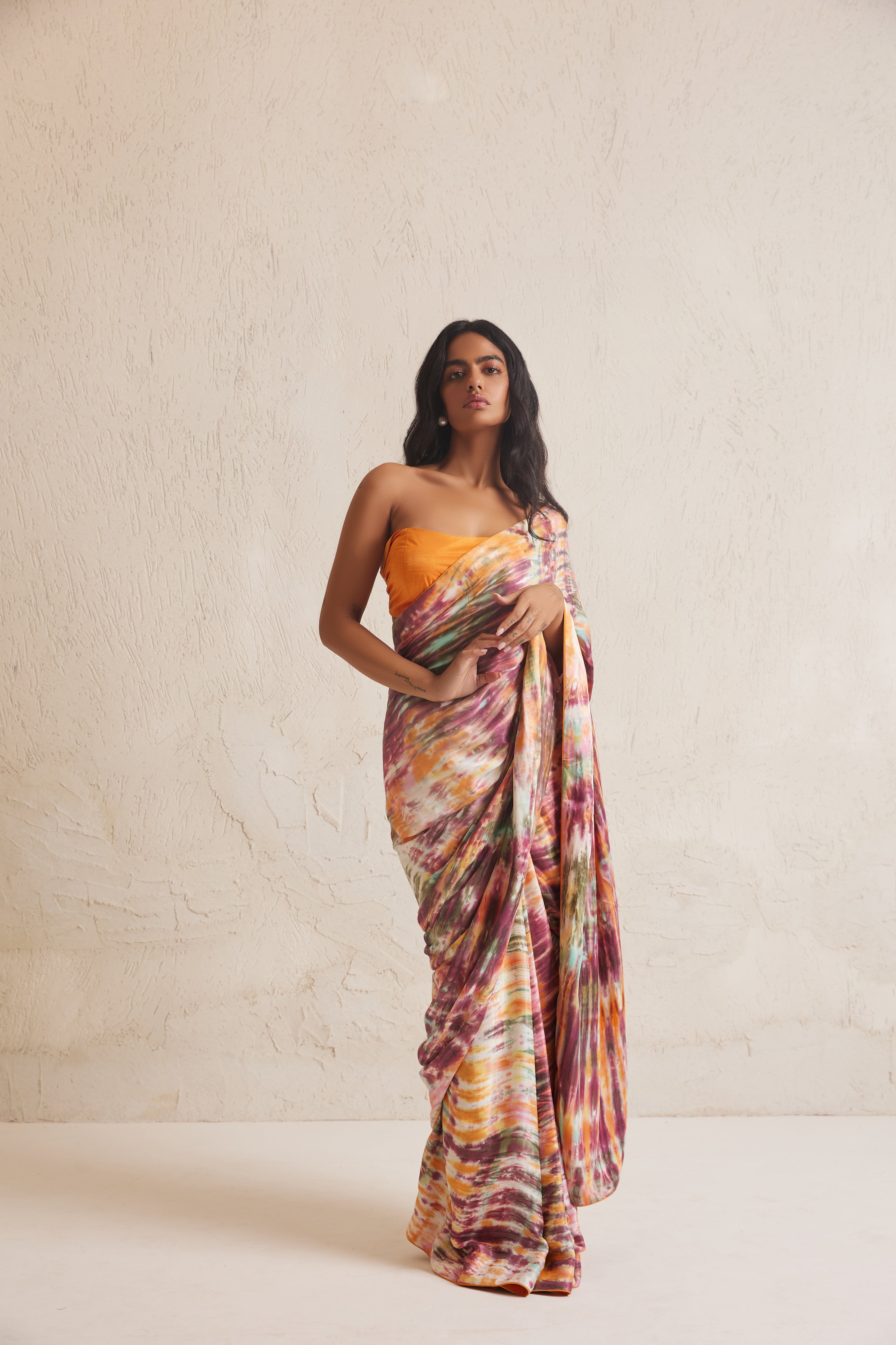 Mirai Abstract Saree – Dorabi