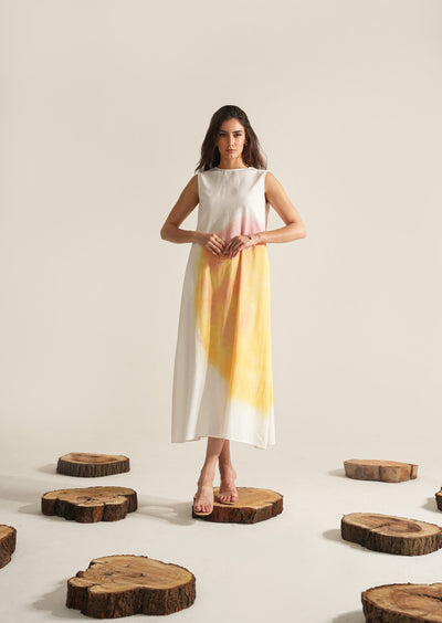 Vaami Dress